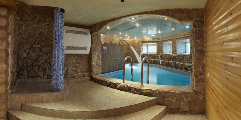 Русские бани на Моховой